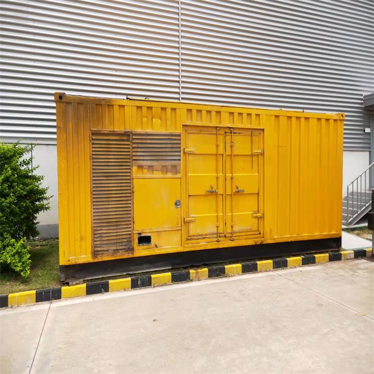 新抚柴油发电机组在冬季启动前如何对燃油系统进行预热？